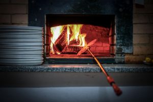 Hemtrevliga kakelugnar värmer gott vintertid